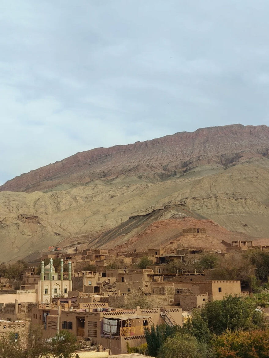 11月份新疆适合旅游的地方都有哪些？都有哪些好玩的旅游景点和美..(图2)