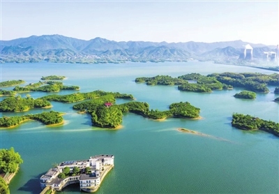 山野里的“瓦尔登湖” - 游走吧旅游科普资讯网