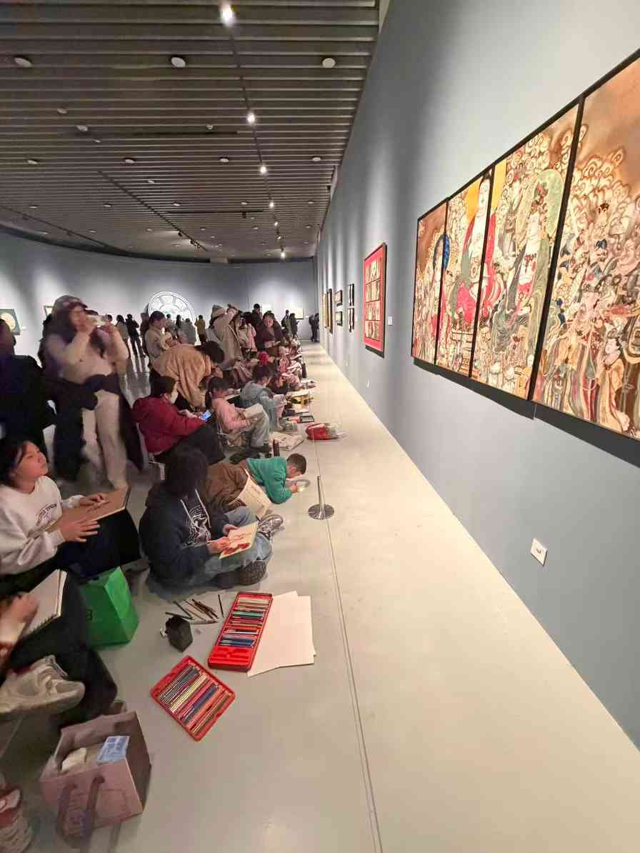 丝路回望 飞天瓷上舞(图2)