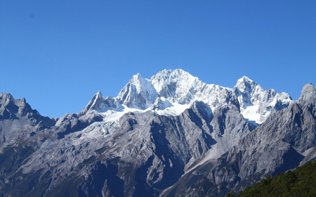 玉龙雪山 探秘丽江:从茶马古道到雪山秘境,这份攻略带你玩转千年纳西风情!..(图2)