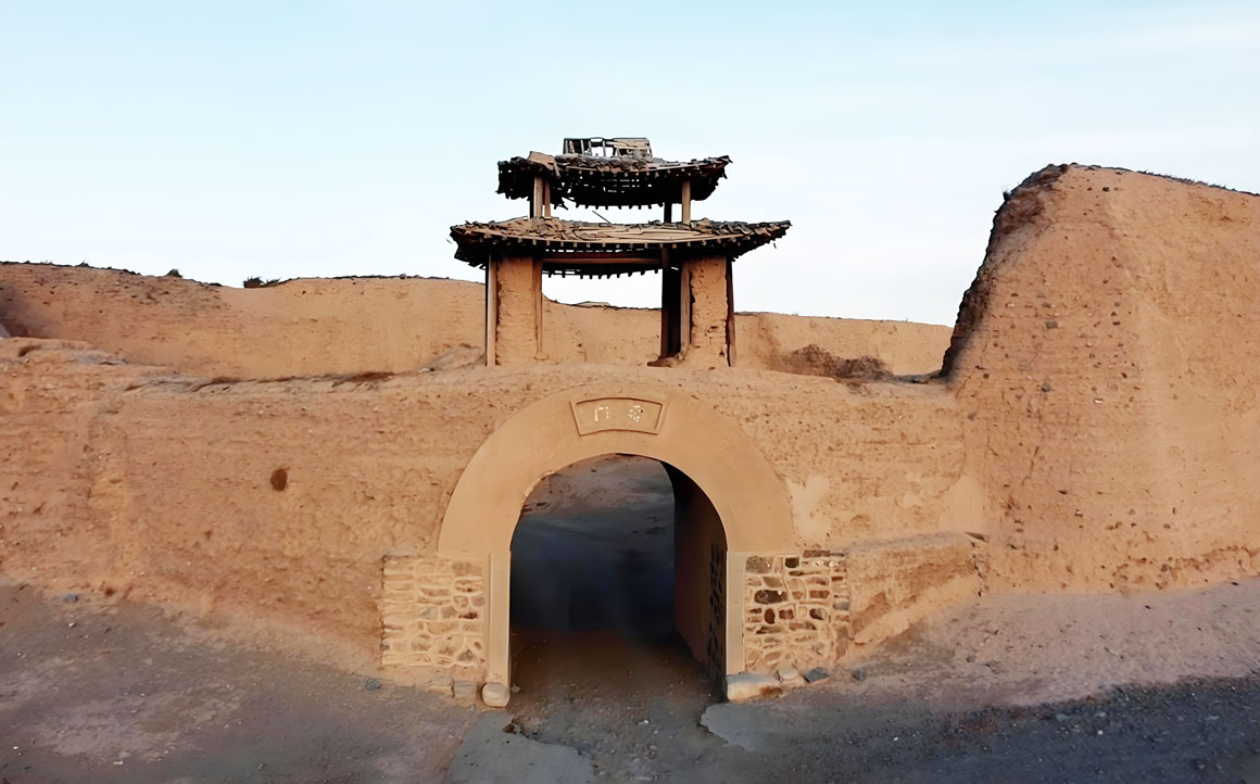 西北游玩攻略大全-真古城-.jpg 西北地区有哪些地址历史景点?西北地区寻宝游玩指南..(图2)