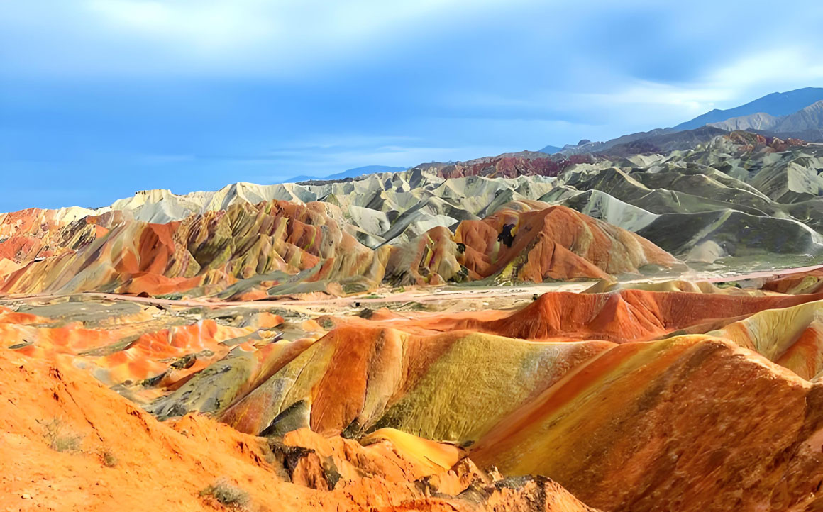 西北游玩攻略大全-丹霞雅丹-.jpg 西北地区有哪些地址历史景点?西北地区寻宝游玩指南..(图5)
