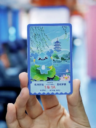 这个火车站用绿皮车提供免费住宿,还设有女性专用车厢!(图7) 这个火车站用绿皮车提供免费住宿,还设有女性专用车厢!(图7)