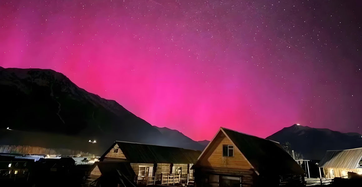 阿勒泰极光.jpg 阿勒泰极光观测攻略:2025最佳时间+住宿推荐指南..(图2)