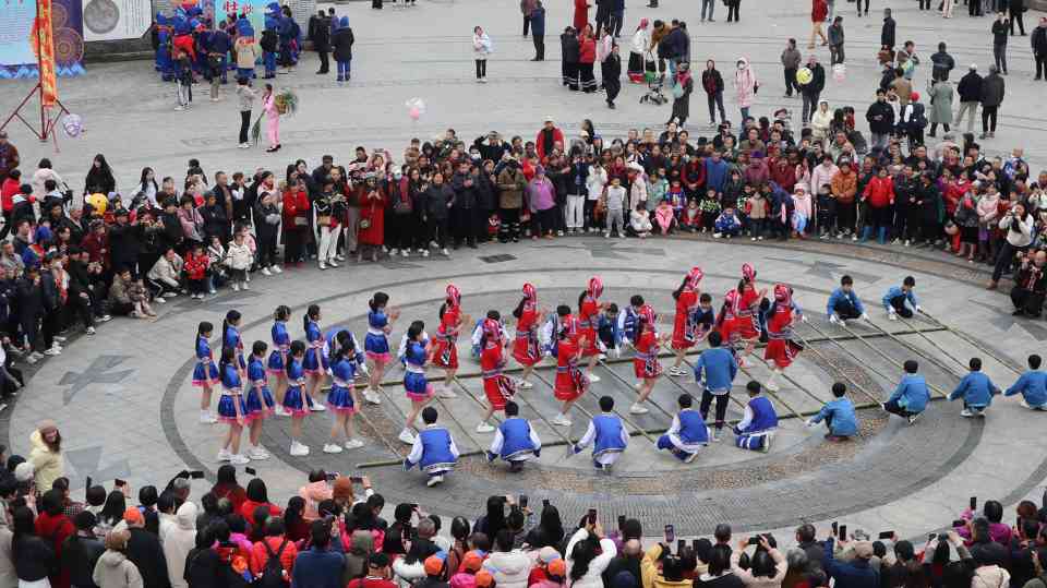 群众文化是“村晚”最浓厚的底色 - 游走吧旅游科普资讯网